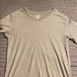 V neck tee